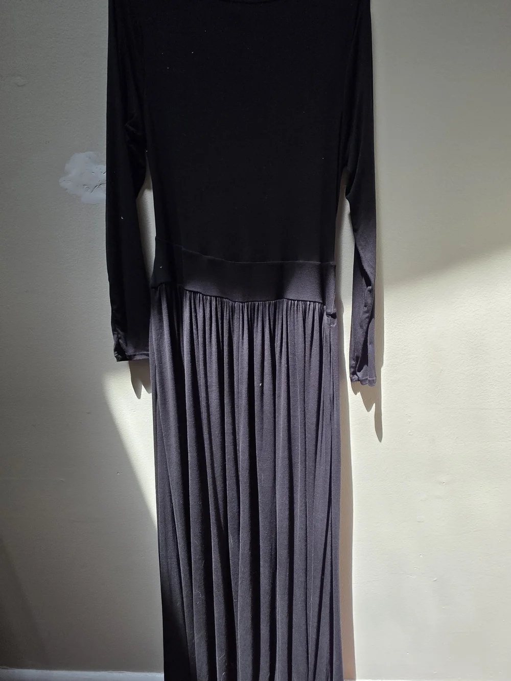 Ribbed Boat Neck Long Sleeve Ruched Pocket Flowy Maxi Casual Dress - Picture 2 of 3